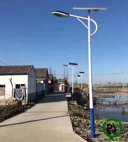 保定農村太陽能路燈