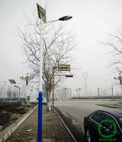 農村太陽能LED路燈